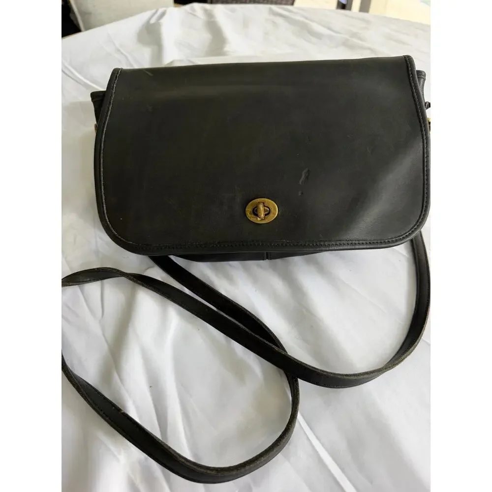 Vintage Coach Black Leather Crossbody  Turn Lock Flap USA Classic Shoulder Bag - Picture 2 of 7